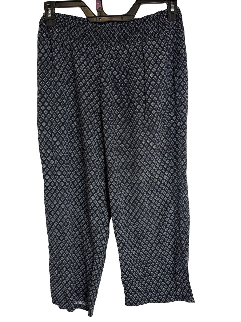 3/$20 Maurices Black & White Patterned Cropped Wide Leg Pants Size Medium